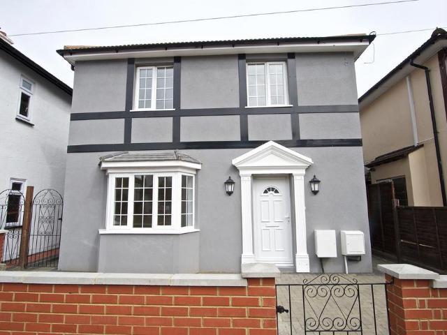 House for rent in Colindale, Greater London