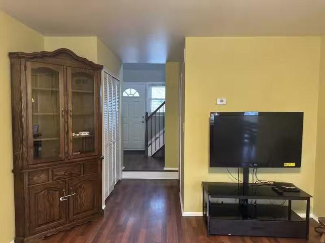 Condo for rent in Troy