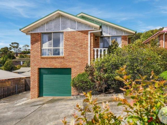 Apartment for sale in Merton, Hobart