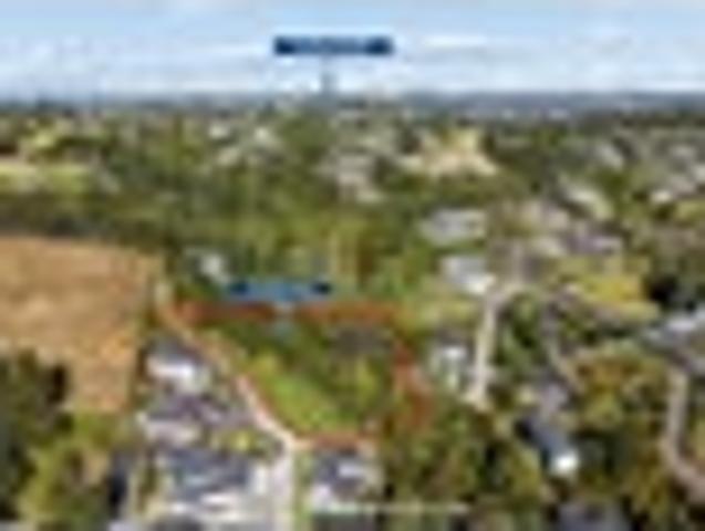 Land for sale in Paremoremo, Oroua County