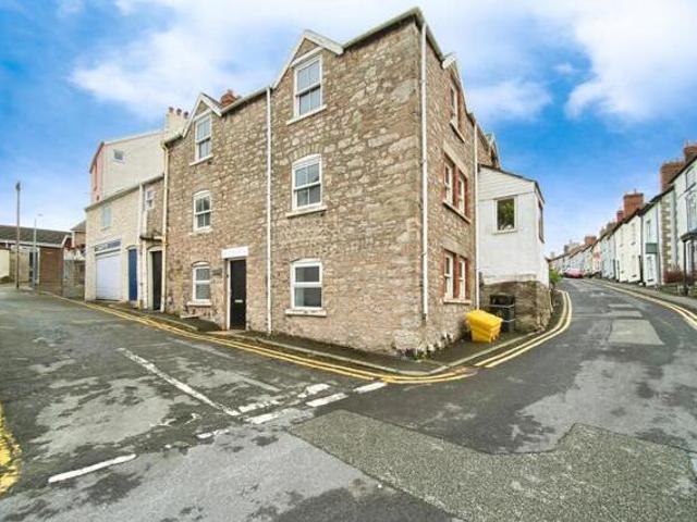 House for sale in Denbigh, Wales