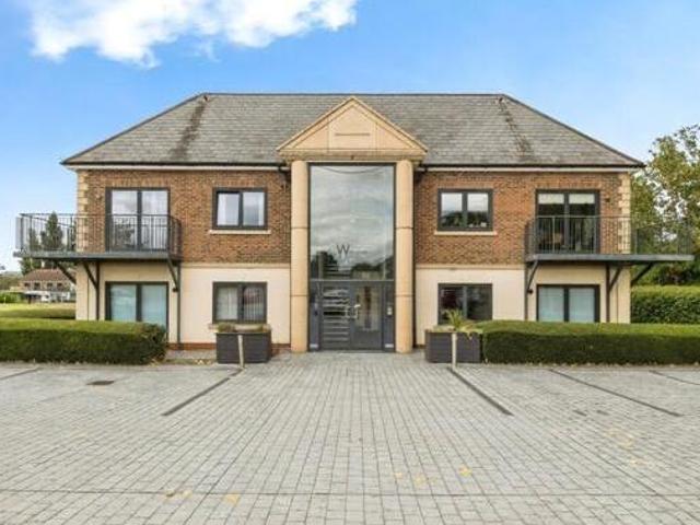 House for sale in Chigwell, Epping