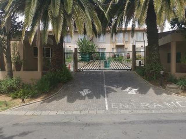 Townhouse for sale in Nooitgedacht, Gauteng