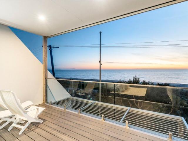 Townhouse for sale in Bonbeach, Melbourne