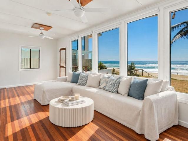 House for rent in Palm Beach, Gold Coast City