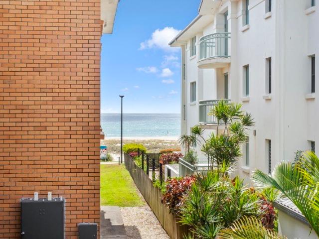 Apartment for sale in Bilinga, Gold Coast City