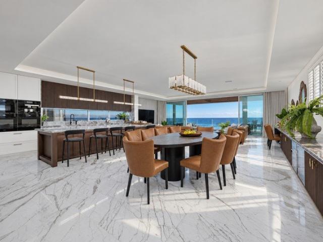 Apartment for sale in Mermaid Beach, Gold Coast City