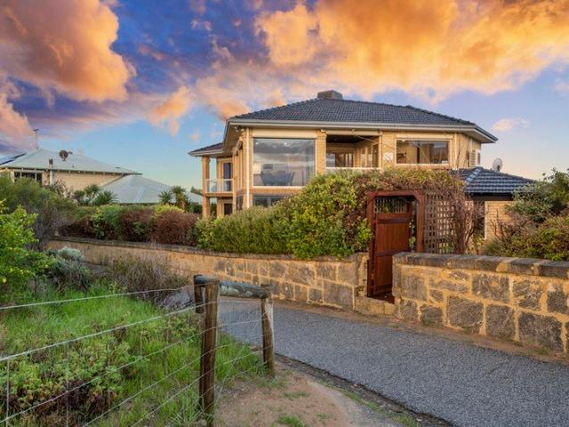 House for sale in Parklands, Western Australia