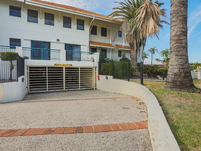 Apartment for sale in Dolphin Heads, Queensland