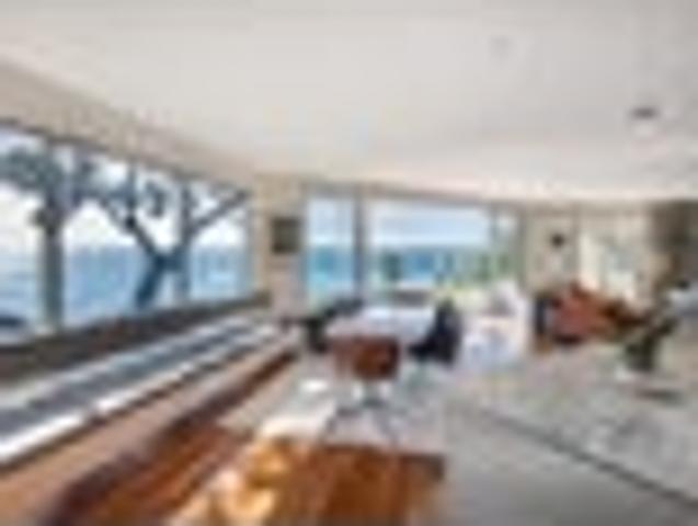 House for sale in Whangaparaoa