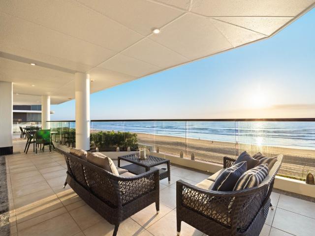 Apartment for rent in Main Beach, Gold Coast City