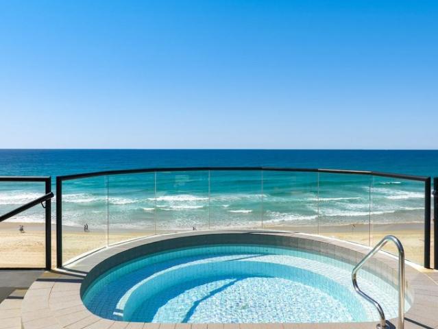 Apartment for rent in Main Beach, Gold Coast City