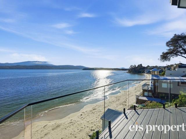 House for sale in Opossum Bay, Tasmania