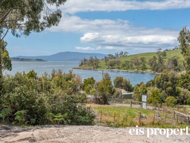 Land for sale in Surveyors Bay, Tasmania