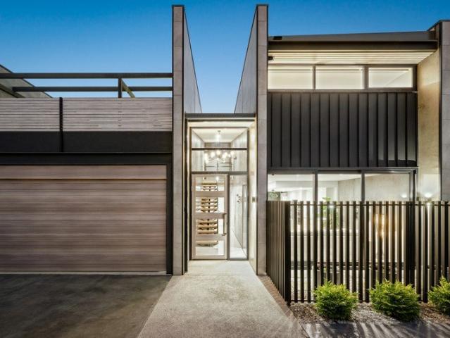 Townhouse for sale in Albury, New South Wales