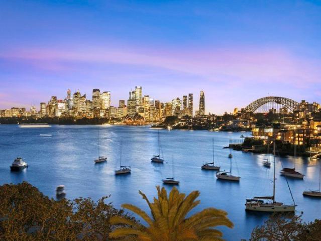 Apartment for sale in Lower North Shore, Sydney