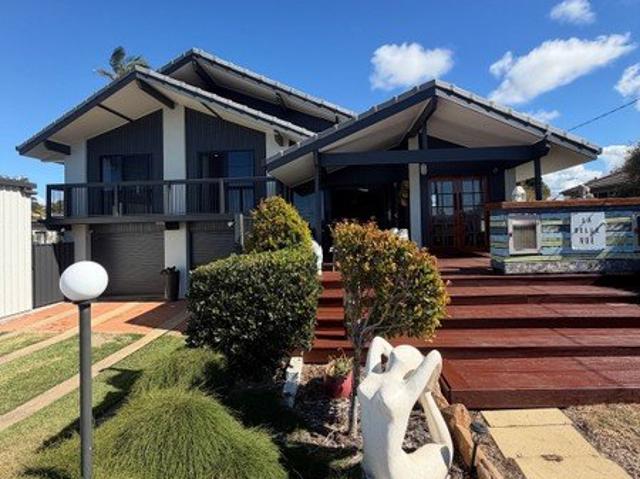 House for sale in Burnett Heads, Queensland