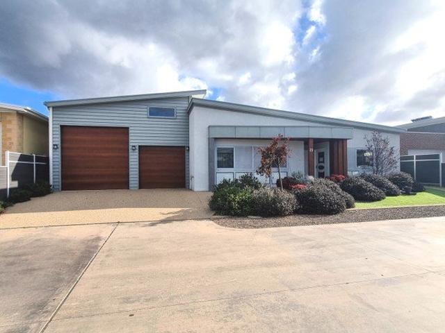 House for sale in Kialla, Victoria