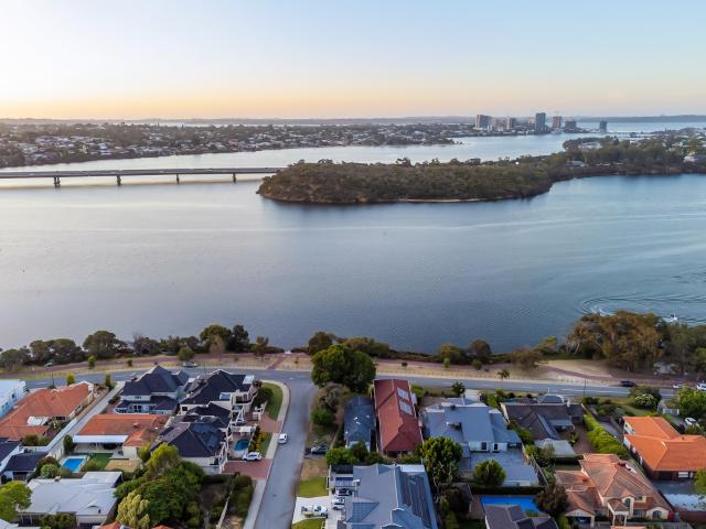 House for sale in Rossmoyne, Western Australia