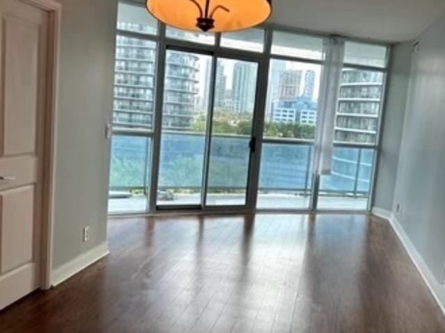 Room for rent in Toronto, Ontario
