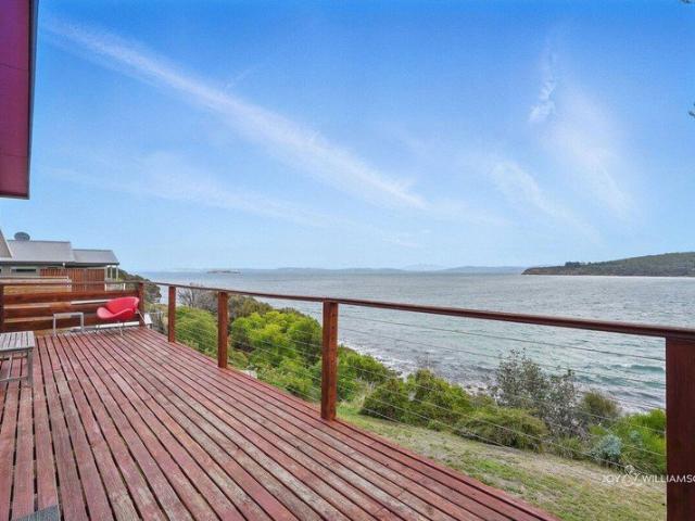 House for rent in Primrose Sands, Tasmania