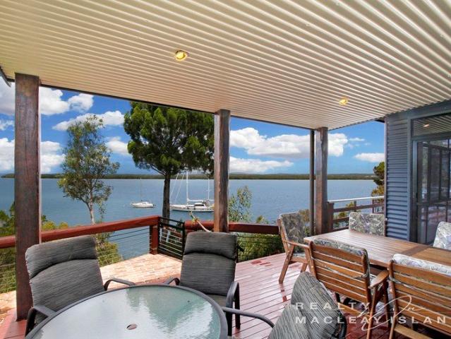 House for sale in Macleay Island, Greater Brisbane