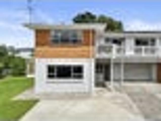 House for sale in Papakura