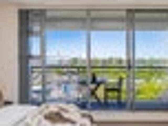 Apartment for sale in Te Tōangaroa, Auckland