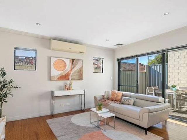 House for rent in Cockburn, Western Australia