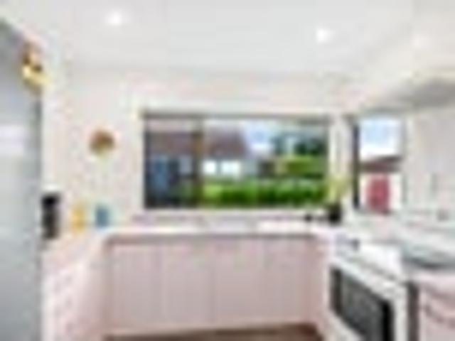 Apartment for sale in Days Bay, Wellington