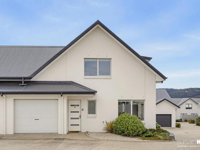 House for sale in Kingston Park, Hobart