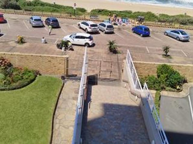 Apartment for sale in Kingsburgh, Kwazulu-natal
