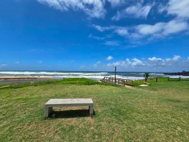 Apartment for sale in Kingsburgh, Kwazulu-natal