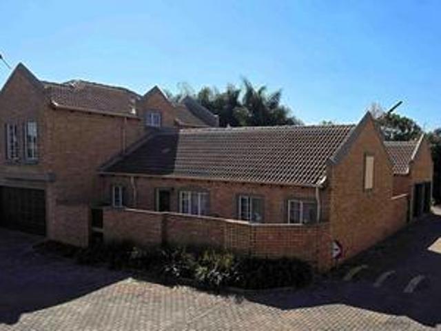 Townhouse for sale in Pretoria, Equestria