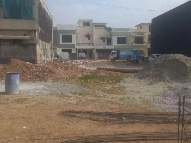 Land for sale in Islamabad