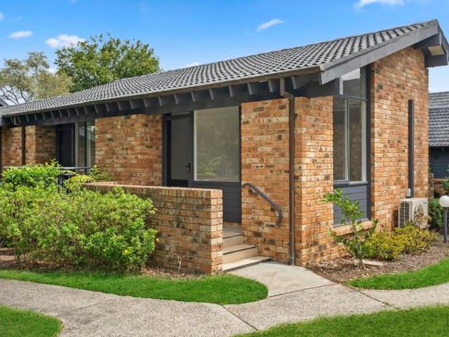 Villa for sale in Sydney, New South Wales