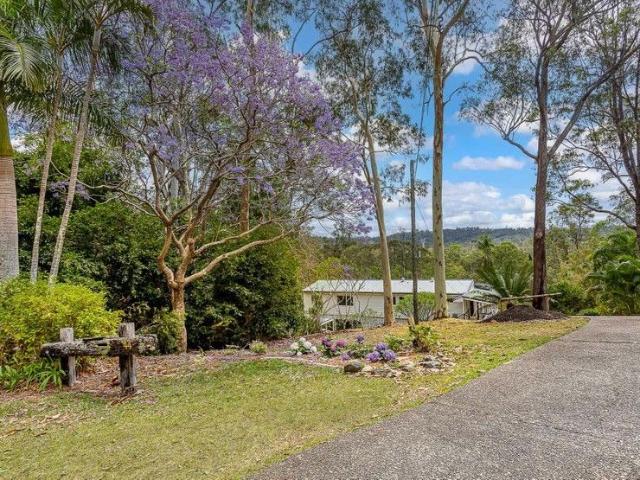 House for sale in Gold Coast West, Gold Coast