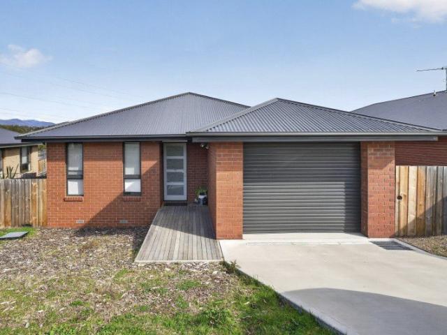 House for rent in Hobart, Tasmania
