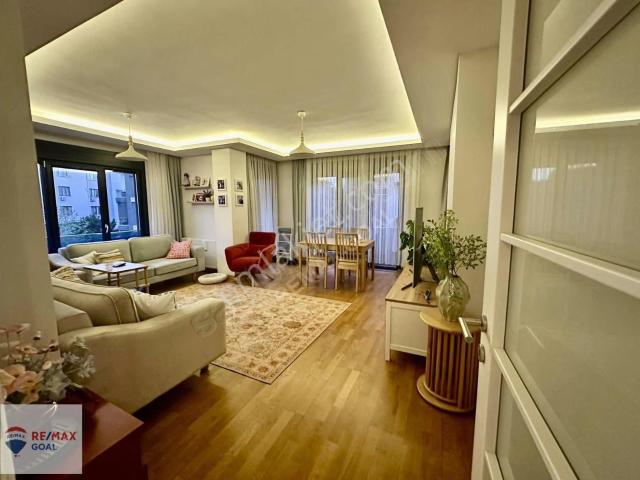 Üsküdar, İstanbul içerisinde satılık mülk