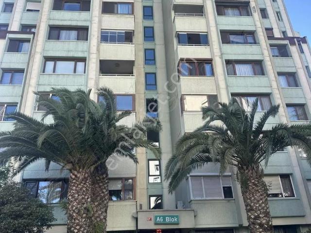 Kadiköy, İstanbul içerisinde satılık mülk