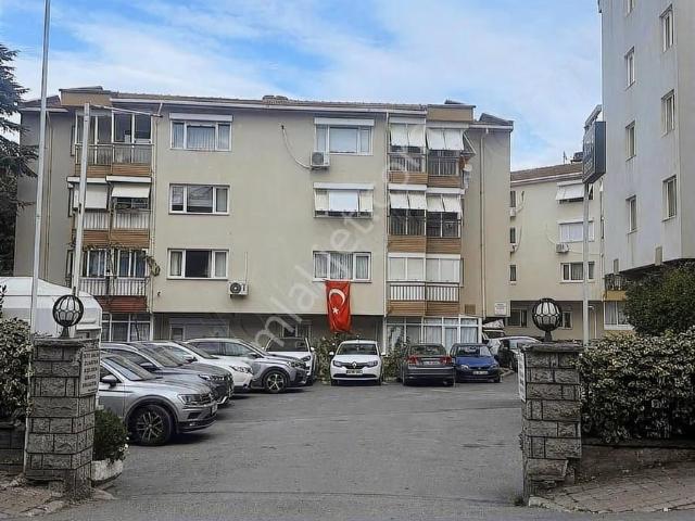 Kadiköy, İstanbul içerisinde kiralık mülk