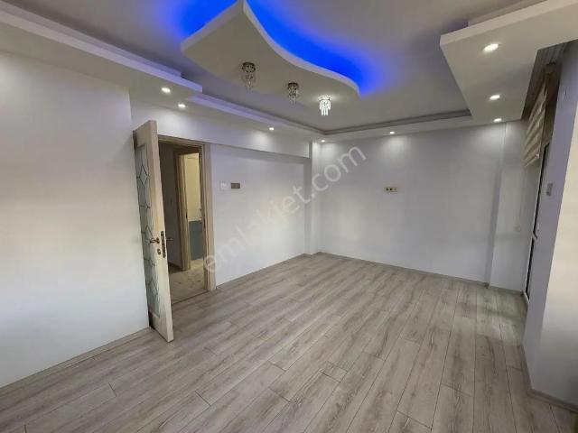 Çiğli, İzmir içerisinde kiralık mülk