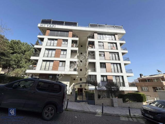 Kadiköy, İstanbul içerisinde kiralık mülk