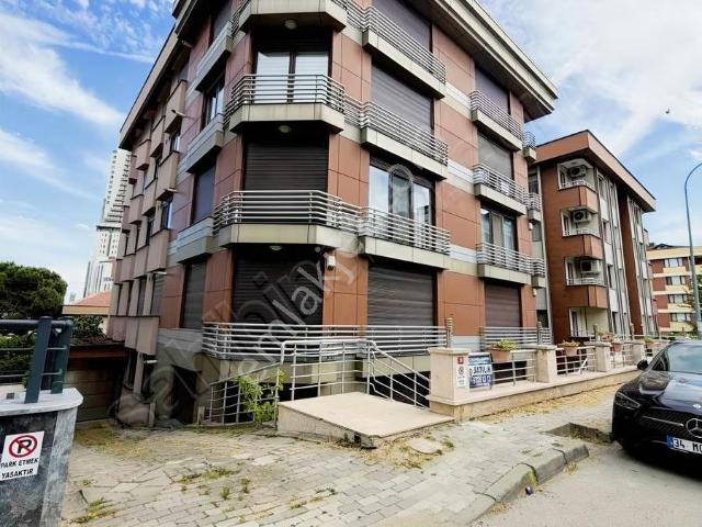 Üsküdar, İstanbul içerisinde kiralık mülk