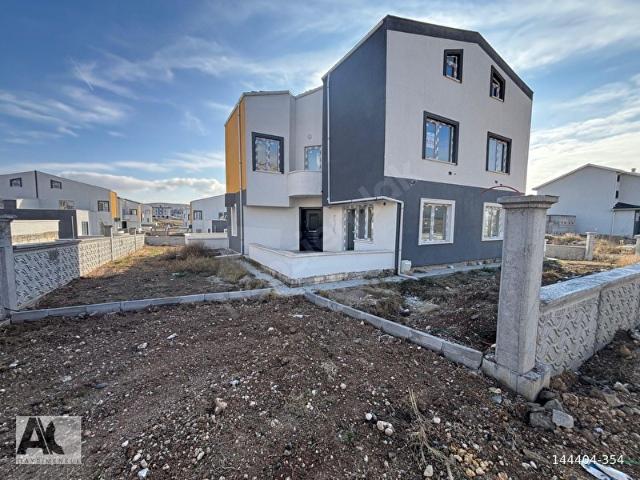 Sincan, Ankara içerisinde satılık Villa