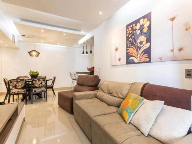 Apartamento venda em Região Geográfica Imediata do Distrito Federal, Região Integrada de Desenvolvimento do Distrito Federal e Entorno