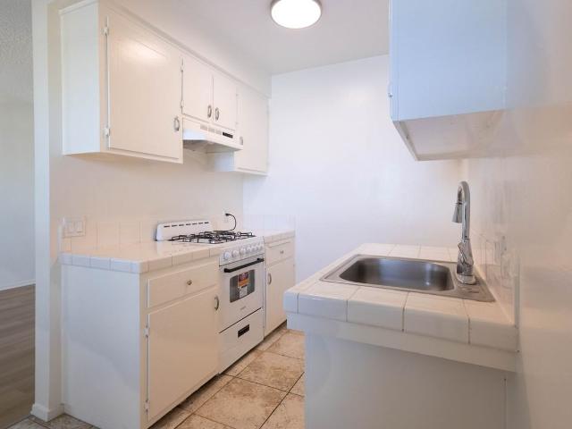 Apartment for rent in Hawthorne, California