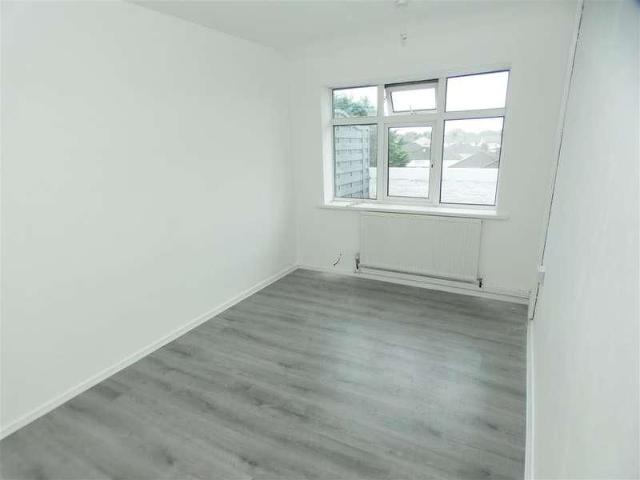 Apartment for rent in Huyton, Knowsley