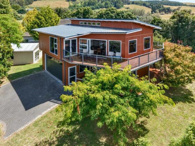House for rent in Acacia Bay, Waikato