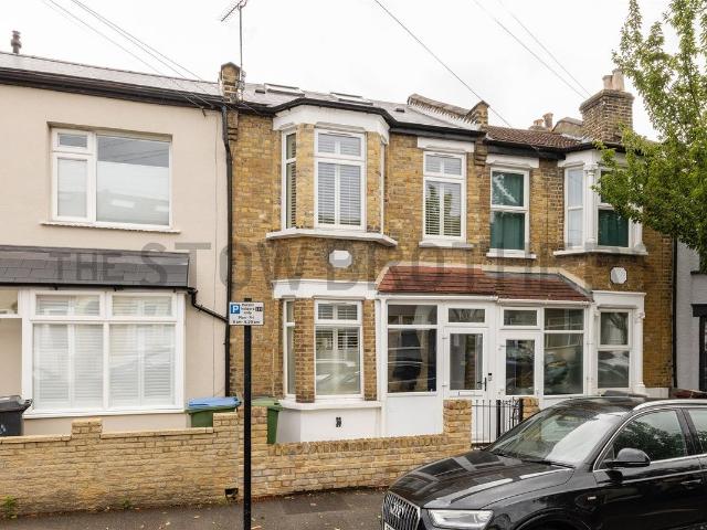 Apartment for rent in Leyton, Greater London